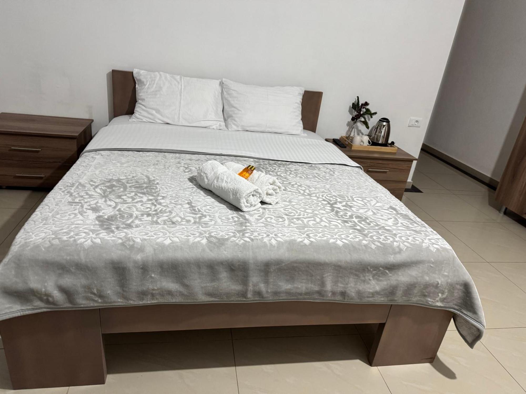 Hotel Majestic Struga Extérieur photo